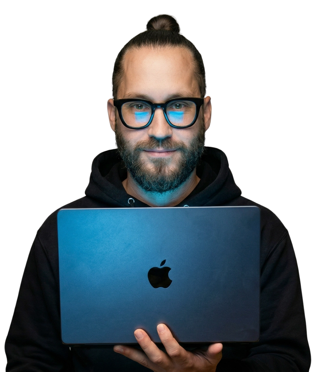 Christopher Köhler mit MacBook